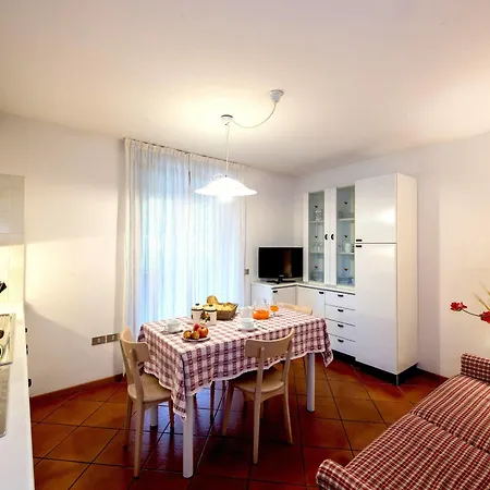 Stefenine Aparthotel